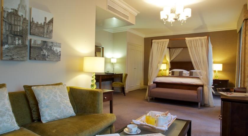 Mercure Salisbury White Hart Hotel & Apartments