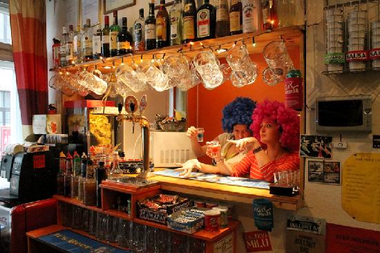 Naughty Squirrel Backpackers