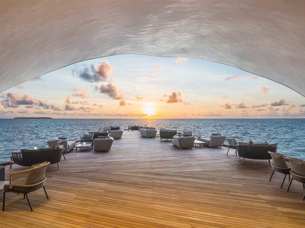 The St. Regis Maldives Vommuli Resort