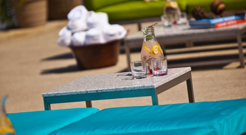 Renaissance New Orleans Arts Warehouse District Hotel