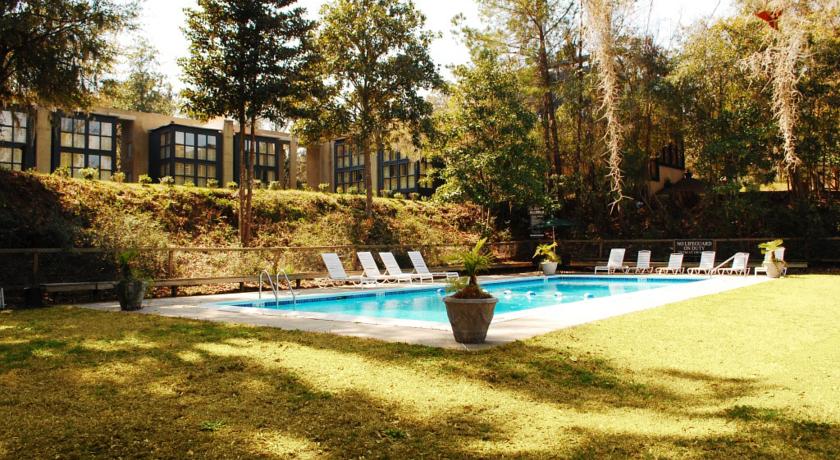 Inn At Middleton Place