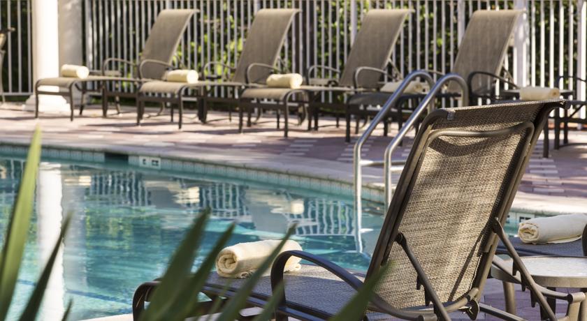 DoubleTree Suites by Hilton Hotel Naples