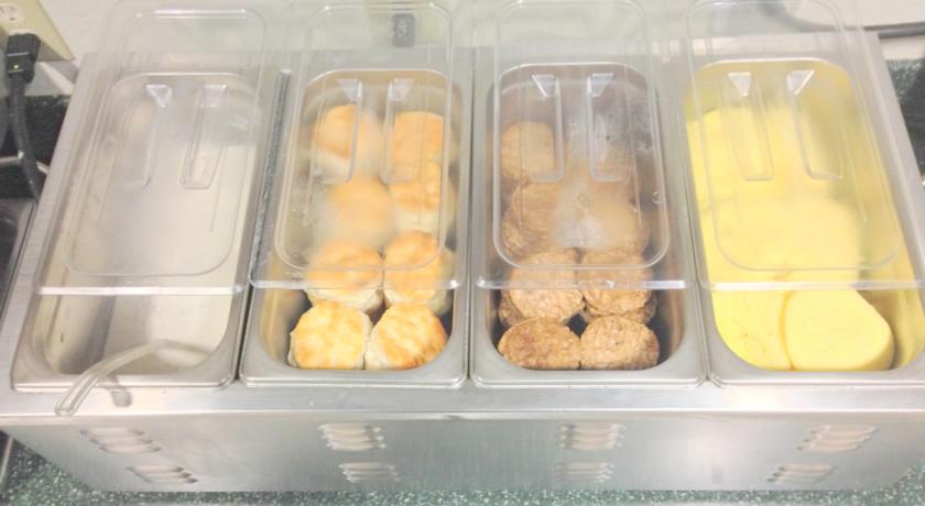 Hotel Carolina A Days Inn by Wyndham