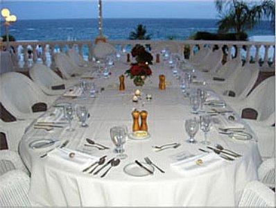 Coco Reef Resort Bermuda