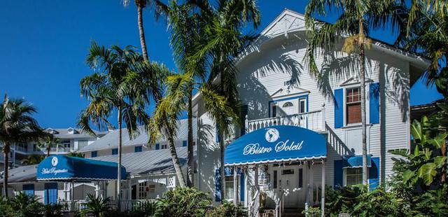 Olde Marco Island Inn & Suites