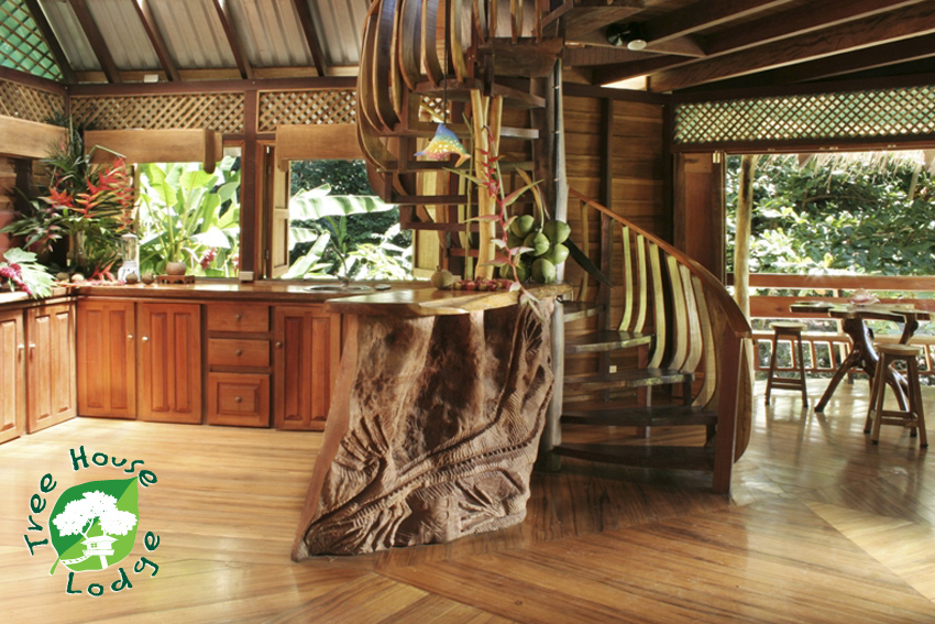 Tree House Beachfront Lodge