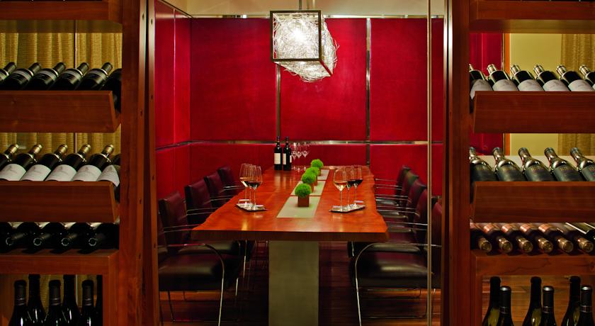 The Ritz-Carlton, Toronto