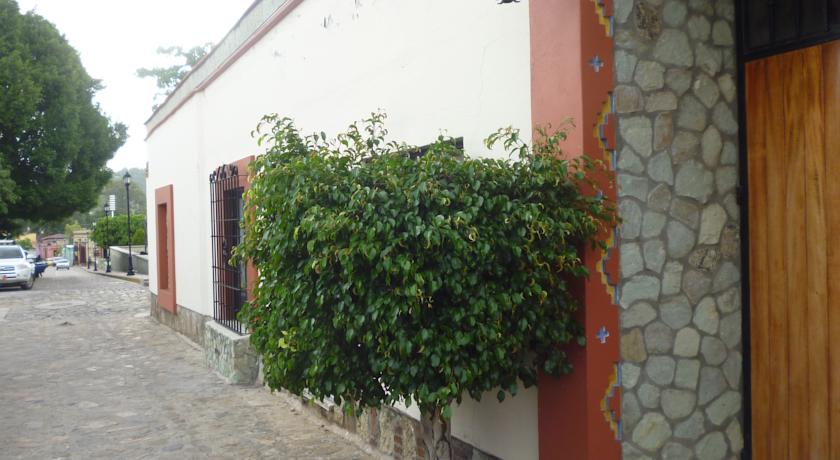 Hotel Casa Arnel