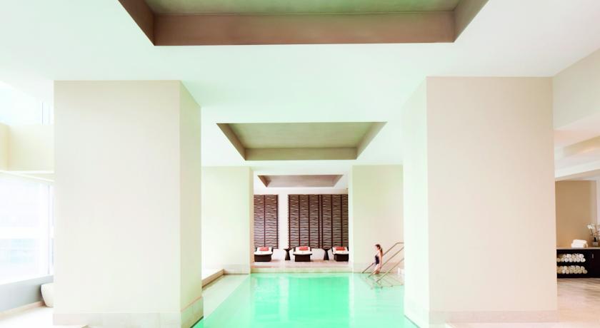 The Ritz-Carlton, Toronto