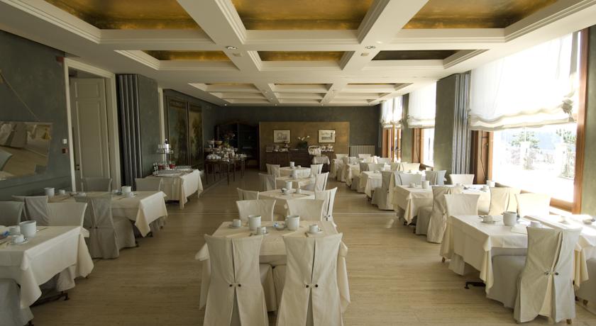 Hotel Riviera & Maximilian's