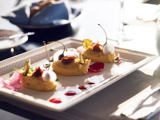 Santo Pure Oia Suites & Villas