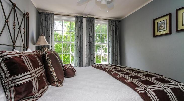The Kenwood Inn