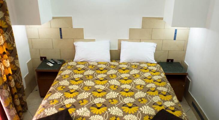 Golden Hotel