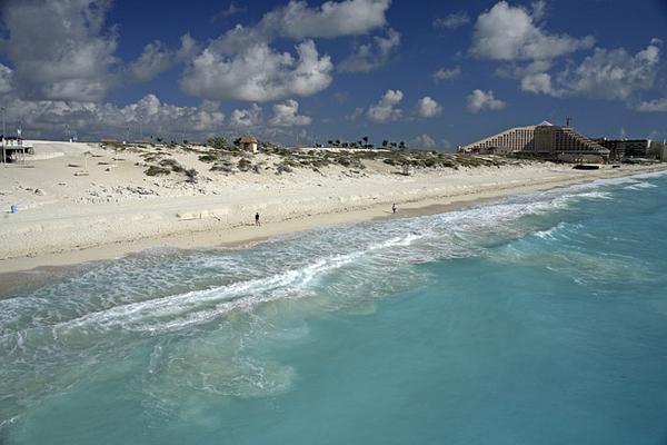 Playa Ballenas