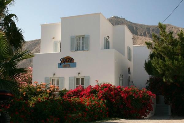 Spiros & Hiroko Hotel