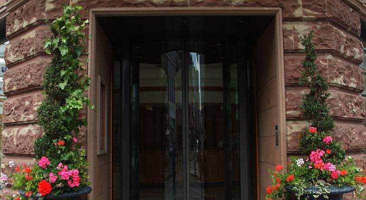 Hotel Bristol
