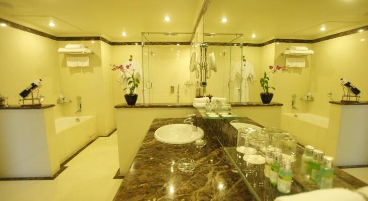 The Orchid Hotel Mumbai Vile Parle