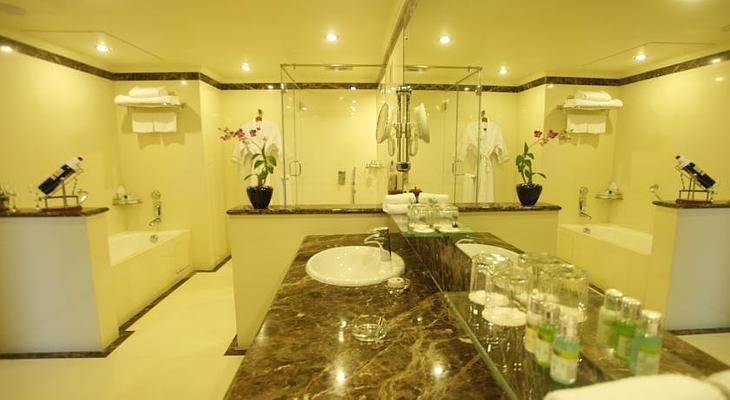 The Orchid Hotel Mumbai Vile Parle