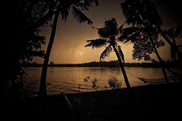 Ashtamudi Villas