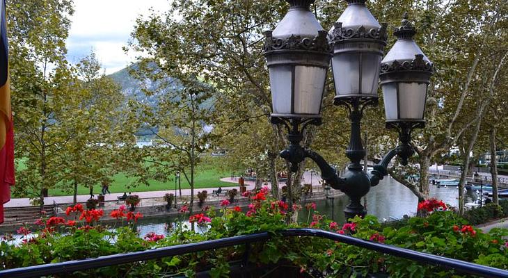 Le Splendid Hotel Lac d'Annecy - Handwritten Collection