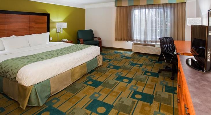 La Quinta Inn & Suites by Wyndham Panama City