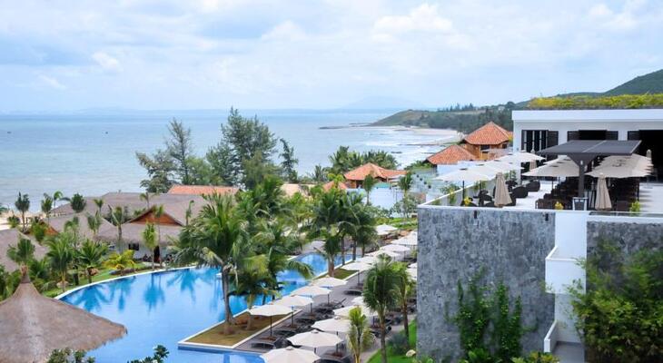 The Cliff Resort & Residences