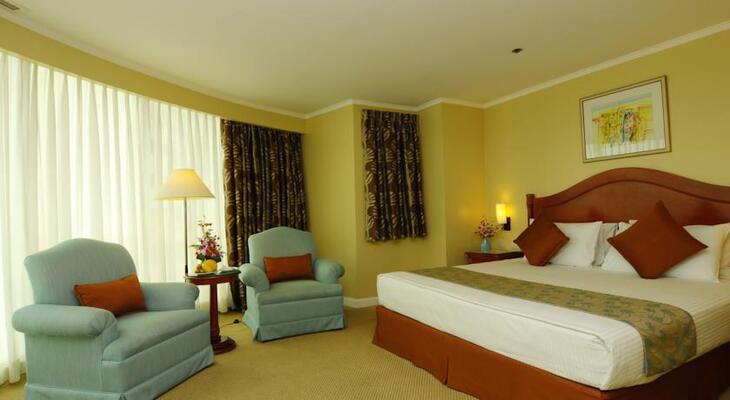 Oxford Suites Makati