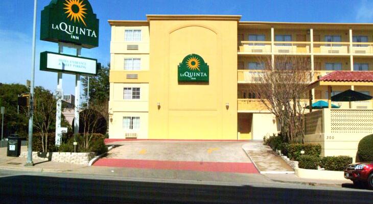 La Quinta Inn by Wyndham Austin Capitol / Downtown