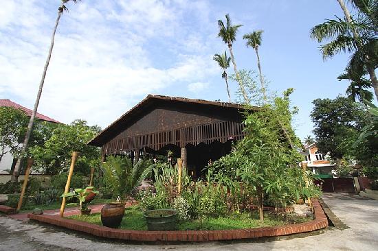 Alamanda Inn