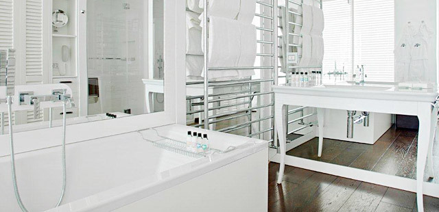 Magna Pars L'Hotel a Parfum