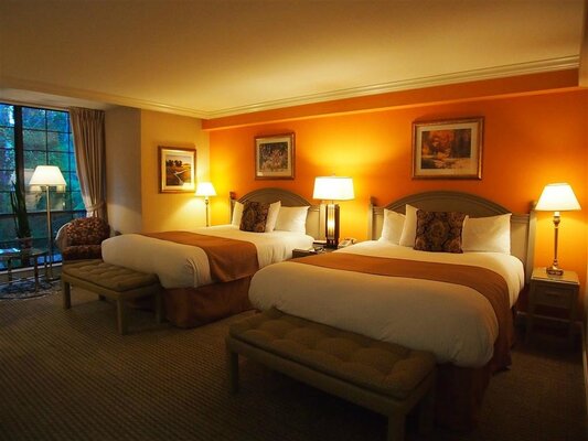 The Inn at Saratoga, Tapestry Collection by Hilton