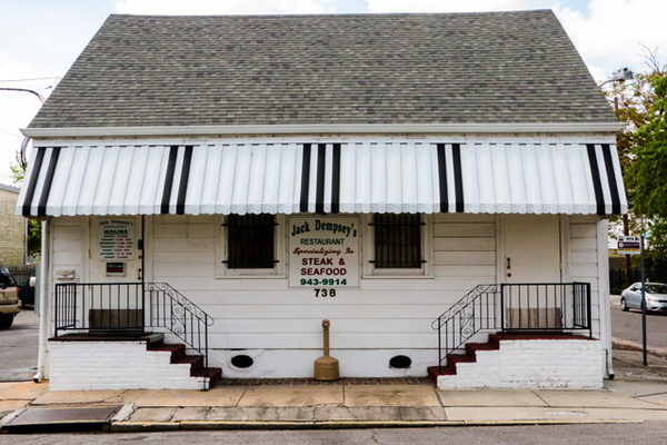Jack Dempsey's Restaurant