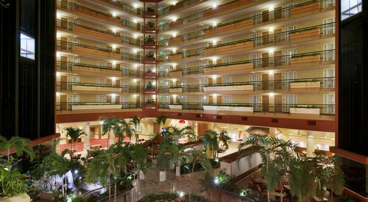 Embassy Suites by Hilton San Juan Hotel & Casino