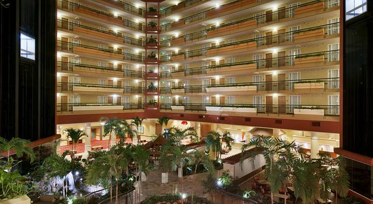 Embassy Suites by Hilton San Juan Hotel & Casino