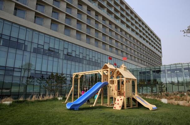 Nest Hotel