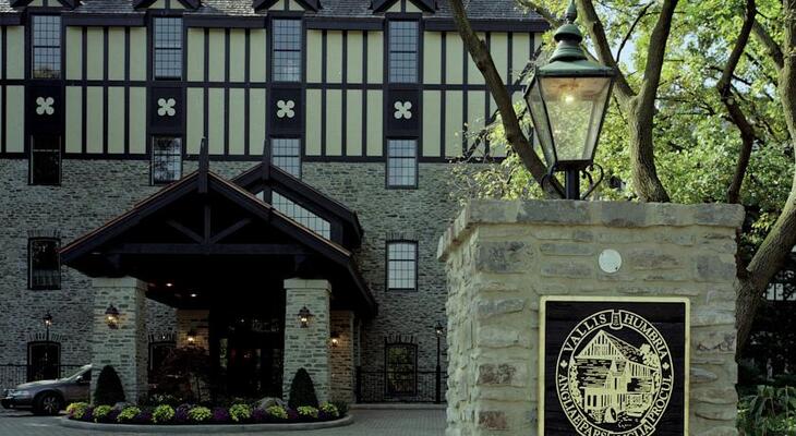 Old Mill Toronto Hotel