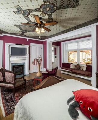 The Parador Inn of Pittsburgh