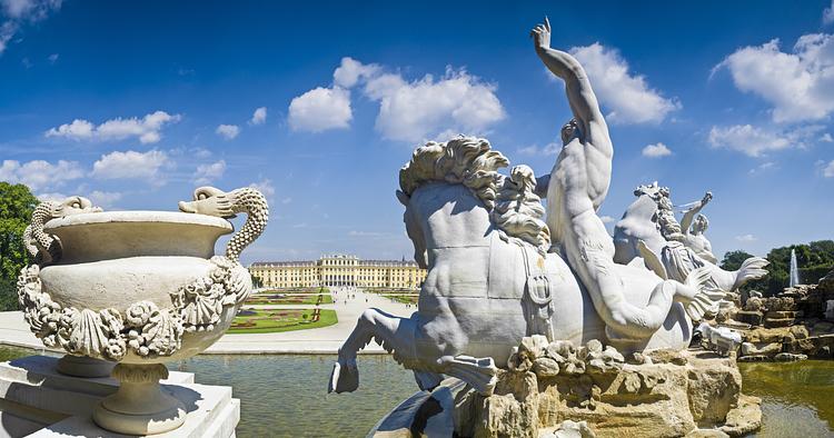 Schonbrunn Palace vs Belvedere Museum