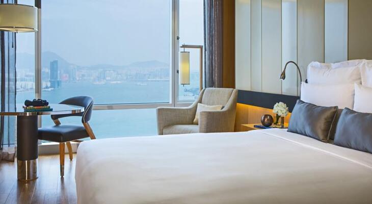 Renaissance Hong Kong Harbour View Hotel