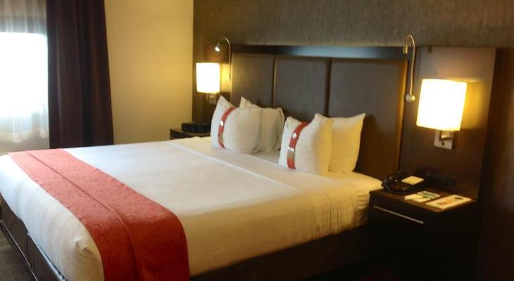 Hampton Inn Newark Airport