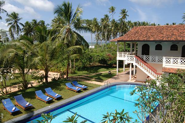 Wunderbar Beach Club Hotel