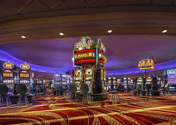 The Strat Hotel, Casino & Tower