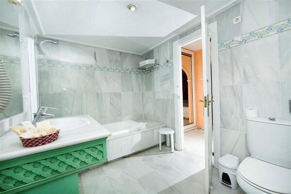 Aparthotel Monarque Sultan