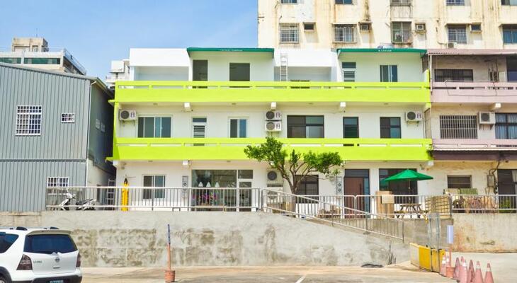 T-Life Hostel