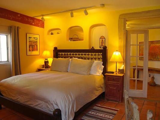 Casa Cuma Bed & Breakfast