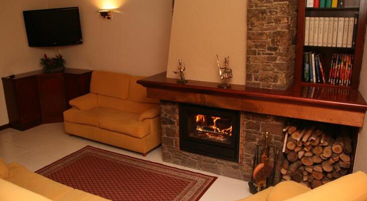 Hotel Pyrenees