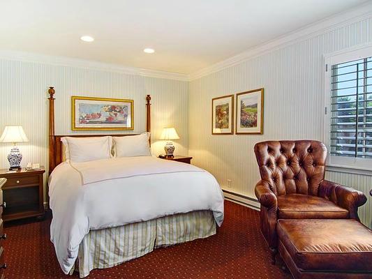 Wayside Inn