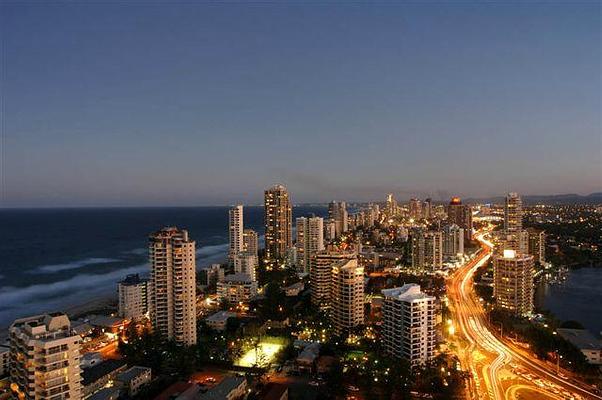 Artique Surfers Paradise