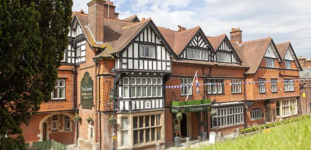The Crown Manor House Hotel