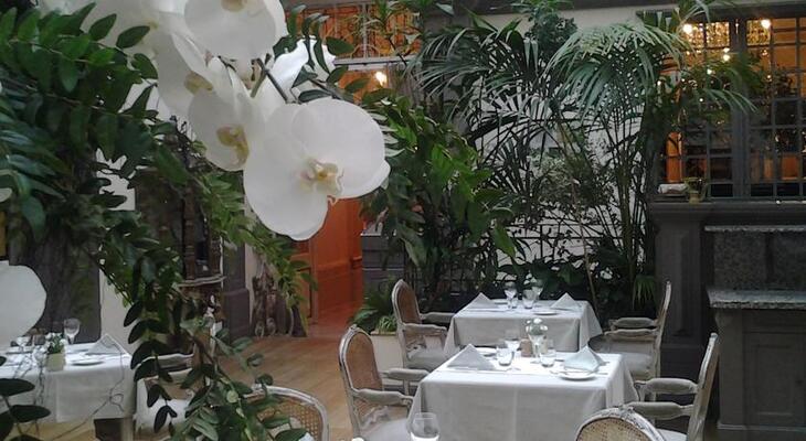 Manos Premier Hotel